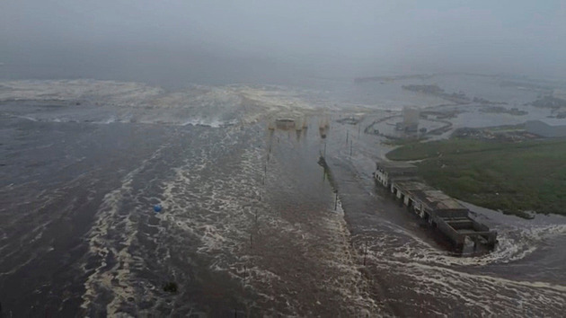 Pobřeží Kamčatky znovu zasáhlo silné zemětřesení. Úřady varovaly před tsunami