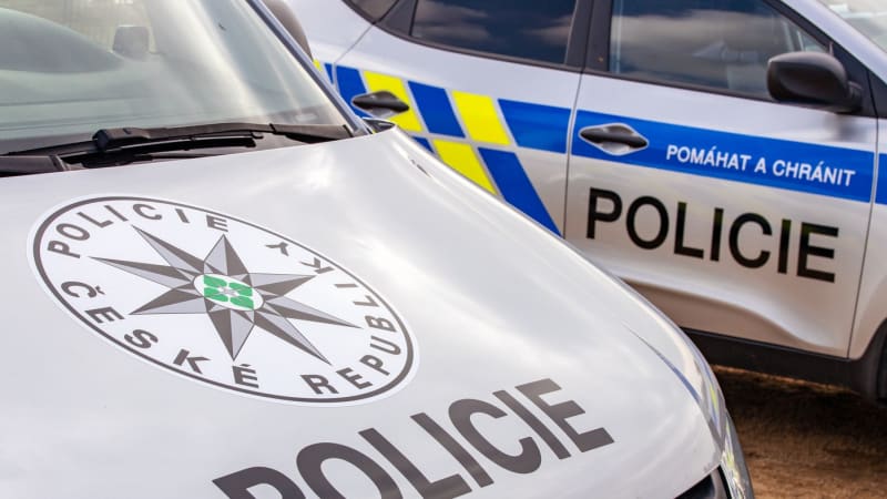 Rvačka v Chomutově skončila smrtí. Muž svého soka ubodal, skončil v policejní cele