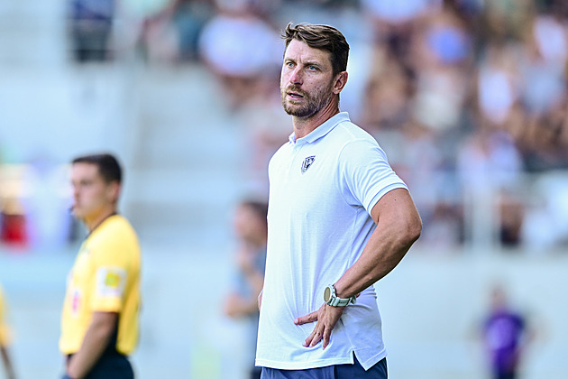 Zlepšení nepřišlo, Stříhavka končí. Fotbalové Pardubice přebírá Krejčí