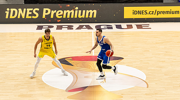 Satoranského těšilo, že se ukázal před prarodiči. Veselý chválil: Kluci nepřekvapili