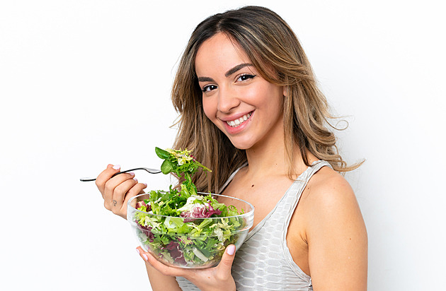 Češi jedli loni více masa i zeleniny, spotřeba alkoholu klesla. ČSÚ odhalil i další ukazatele