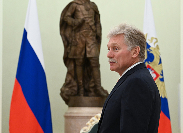 Putin je připraven jednat s Macronem, prohlásil mluvčí Kremlu Peskov