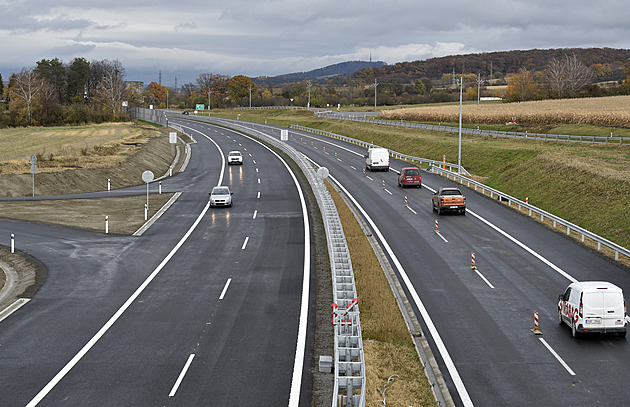 Nečekaná změna, celý dálniční obchvat Otrokovic bude od ledna zdarma