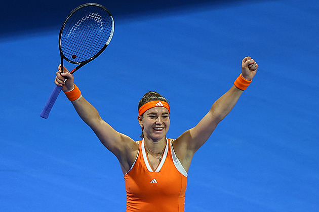 Muchová konečně slaví velký titul! Ve finále v Dauhá nedala šanci Mbokové