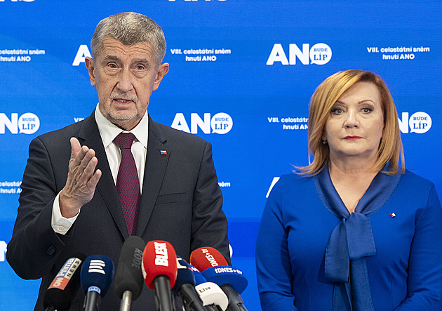 Poslanci projednají rozpočet. Koalice chce přidat na sport či program MEDEVAC