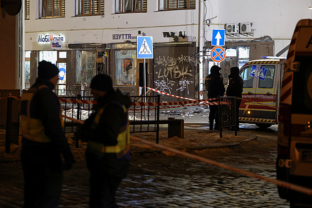 Ruský dron zaútočil na sídlo vedení SBU ve Lvově, Oděsa hlásí zničené domy