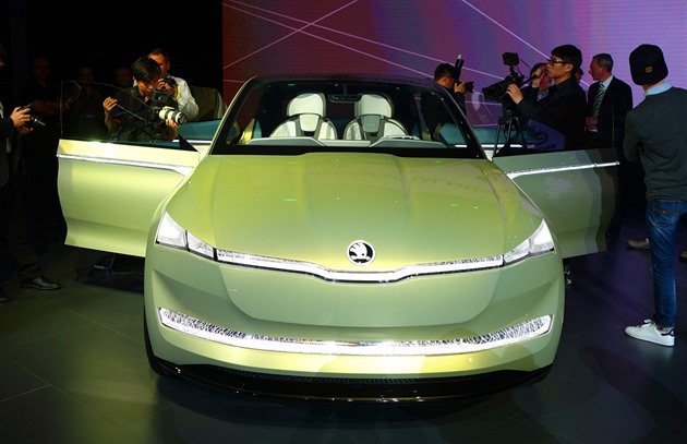 Škoda v Číně balí kufry. Jak bude vypadat elektrický Enyaq, odhalila právě tam