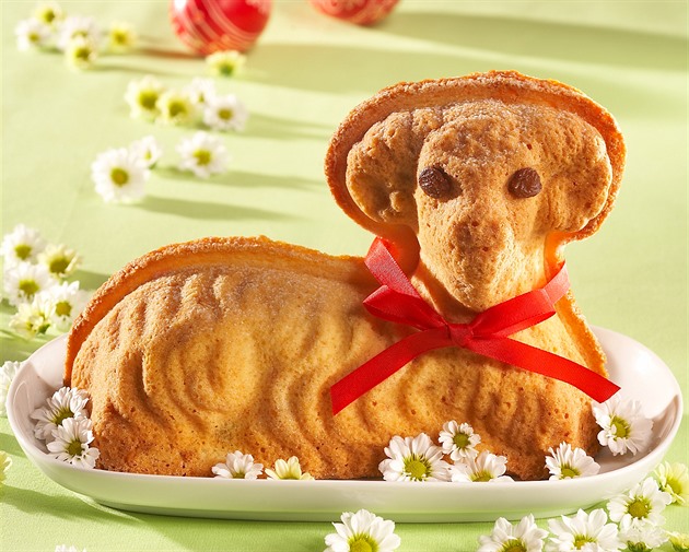 Fotky nepovedených beránků plní instagram. Jak se vyhnout velikonoční katastrofě?