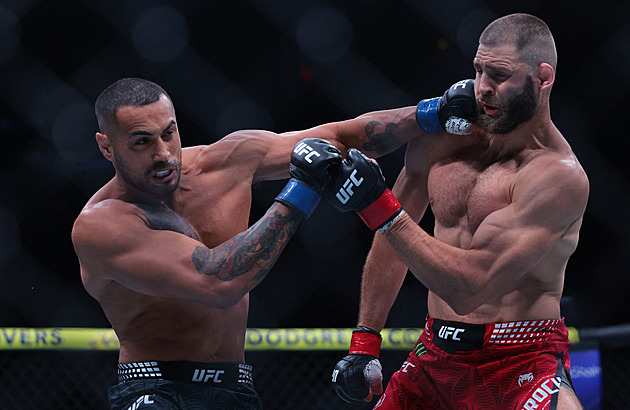 Hořké KO. Procházka druhý titul v UFC nezískal. S Ulbergem prohrál v 1. kole