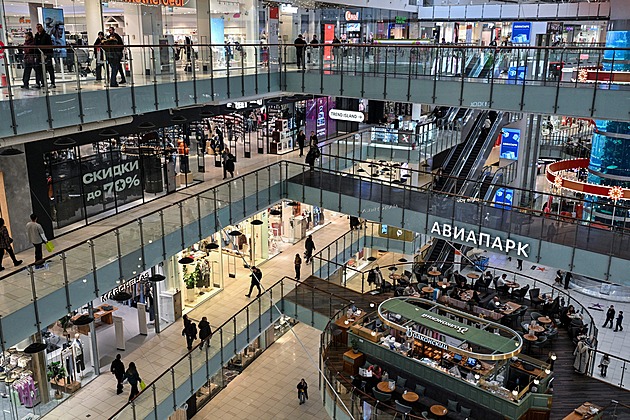 Rekordní deficit, pokles HDP, bez výplat. Máme potíže, přiznává Moskva otevřeně