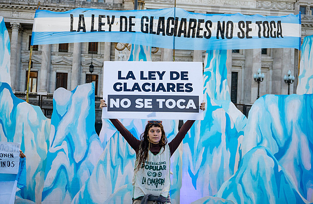 Protiústavní, napadají ekologové v Argentině změnu ochrany ledovců. Milei ji hájí