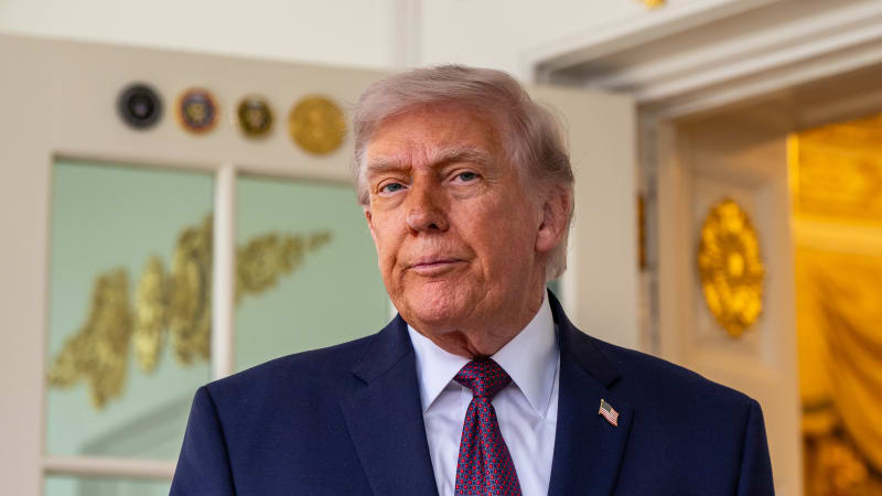 Příměří platí, jen jsme Írán jemně šťouchli. Trump vysvětlil americké údery a začal vyhrožovat