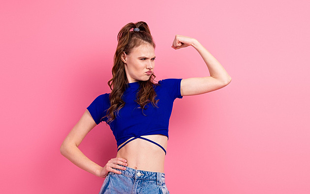 Vysmát se předsudkům. Výzva na TikToku sází na směs ironie a mikrofeminismu