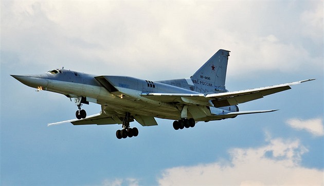 Rusům na Sibiři spadl bombardér Tu-22 používaný proti Ukrajině, řítil se střemhlav