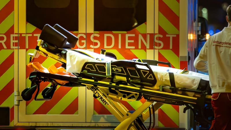 Extrémní vlna veder si vyžádala oběť. Muž v Sársku zemřel v rozpáleném autě
