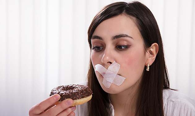 Pondělní dieta: Nemusíte se vzdát sladkého. Vyzkoušejte 5 fantastických raw dezertů