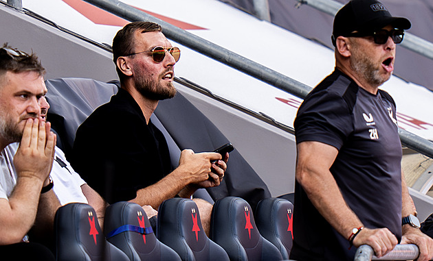 Slavia dál prchá, ale v cestě má dilema. Jaká další témata se řeší na startu ligy?