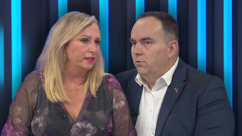 Vláda chystá armagedon veřejných financí, útočila Vaňková. Naprostá demagogie, opáčil Hrnčíř