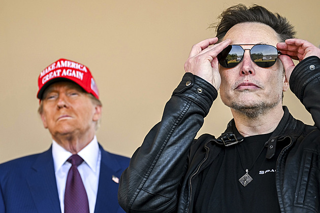 Trump nakoupil akcie vesmírné společnosti Elona Muska SpaceX